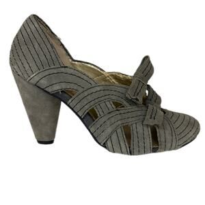 Seychelles Gray 1920's Pin-Up Style Leather Suede Pumps - Women's Size 8.5